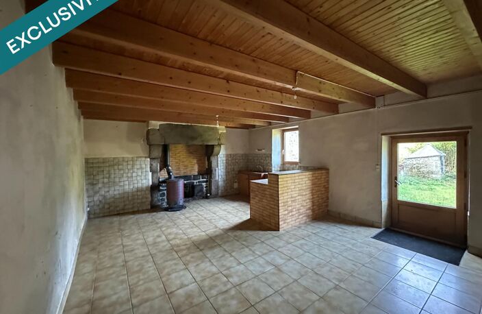 Maison avec hangar et 28 000m² de terrain. — photo 5