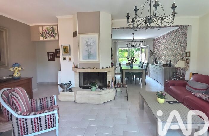 Vente Maison/villa 7 pièces — photo 2
