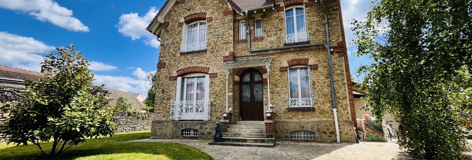 Maison 7 Pièces 155 m² à vendre à Rambouillet (78120)