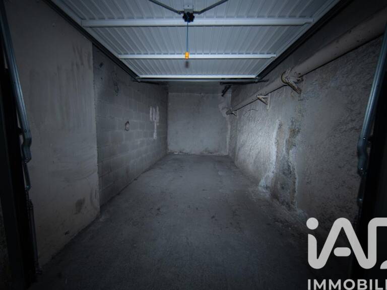 Vente Garage 13 m&sup2; — photo 1