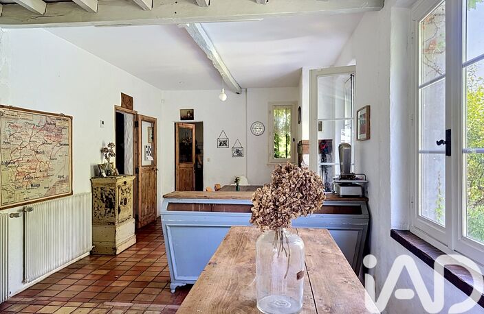 Vente Maison/villa 8 pièces — photo 2