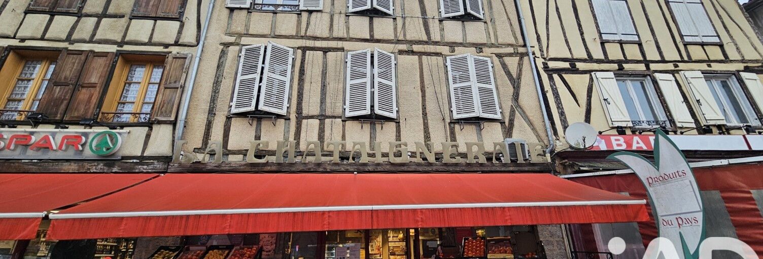 Immeuble  251 m² à vendre à Maurs (15600)