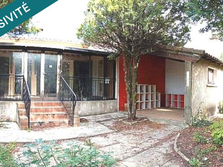 Villa T4 de 102m2 sur 1907de terrain avec 2 garages. — photo 1