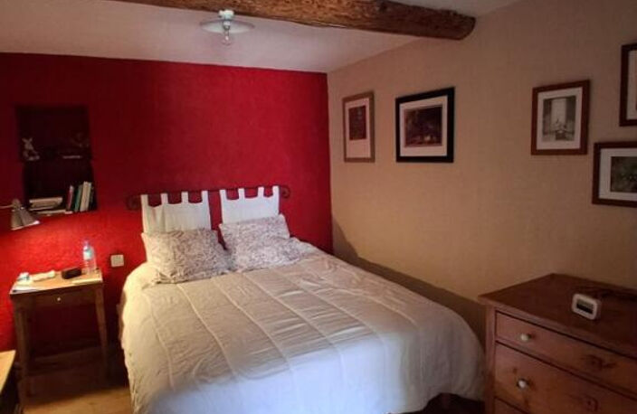 Maison de village avec garage, cellier et cave — photo 4