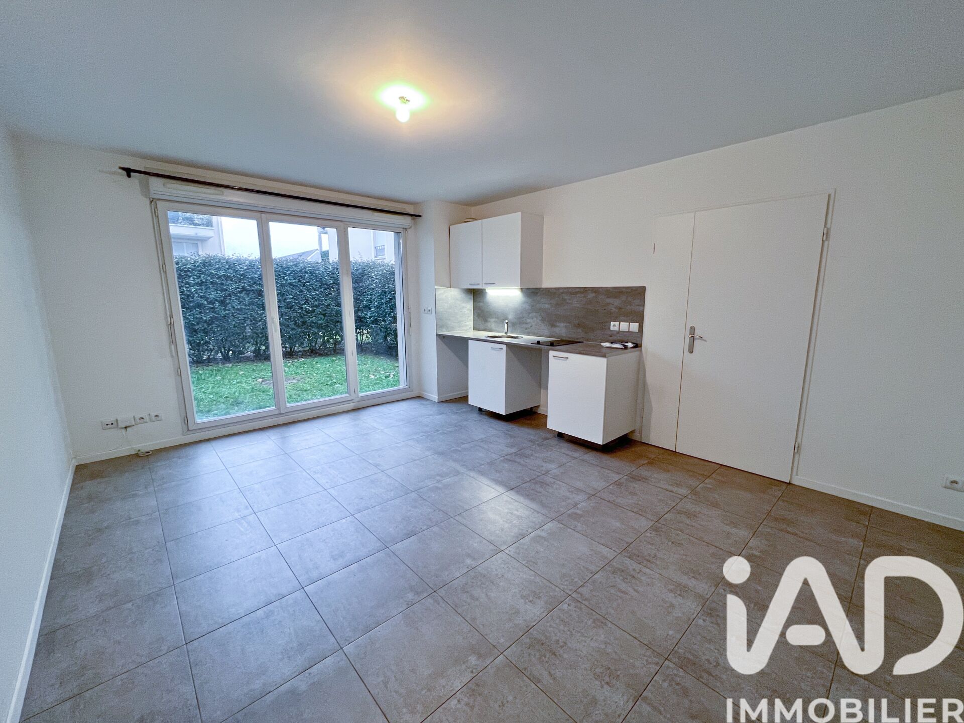 Location Appartement 1 pièce - Photo 2