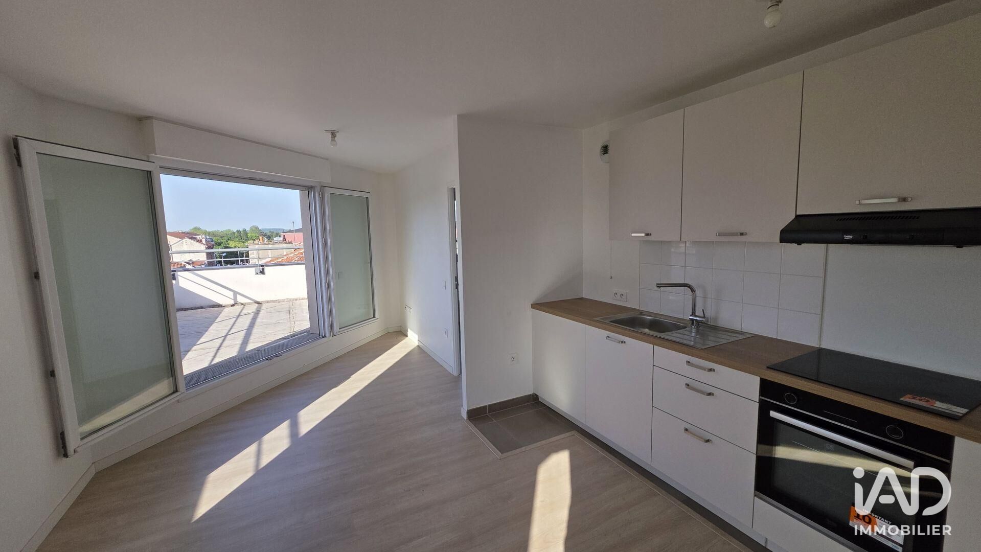 Location Appartement 2 pièces - Photo 4