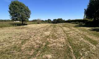 Terrain  2495 m² à vendre à Montpezat-de-Quercy (82270)