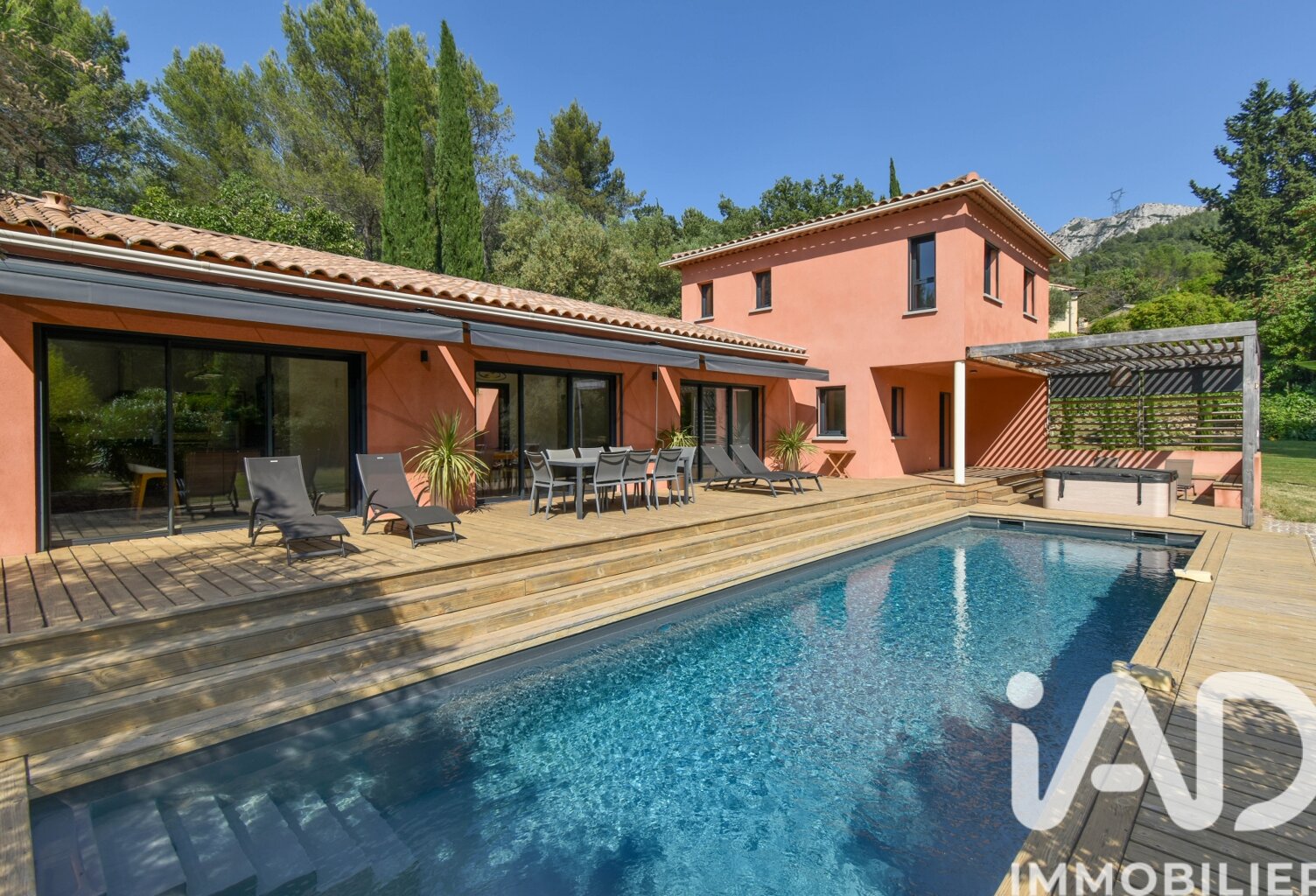 Location Maison/villa 5 pièces — photo 1