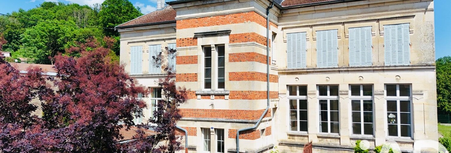 Immeuble  435 m² à vendre à Nogent (52800)
