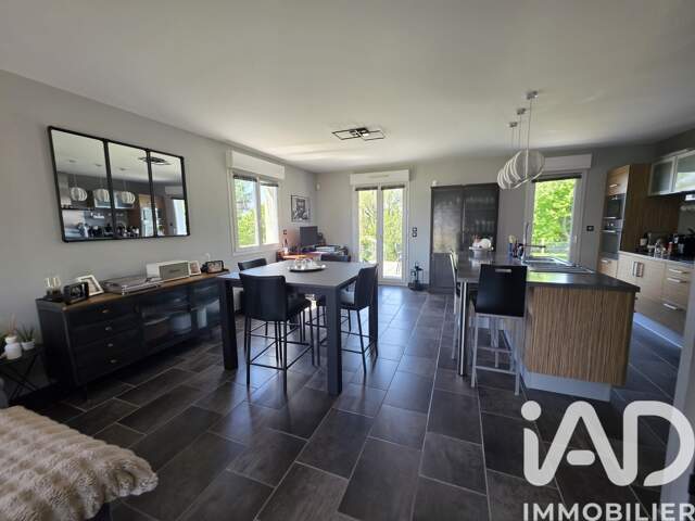 Vente Maison traditionnelle 6 pièces — photo du bien