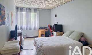 Maison 3 Pièces 121 m² à vendre à Saint-Martin-du-Bois (33910)