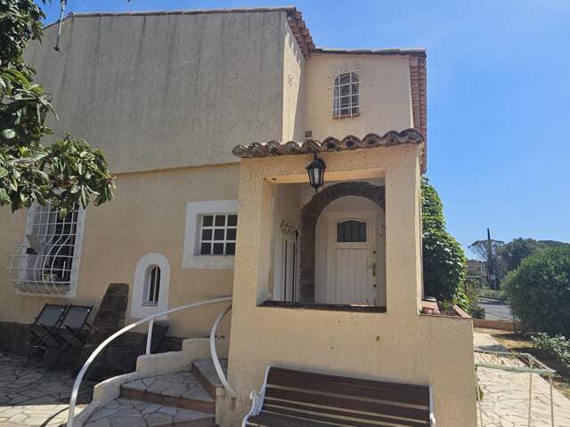 Vente Maison/villa 4 pièces — photo du bien