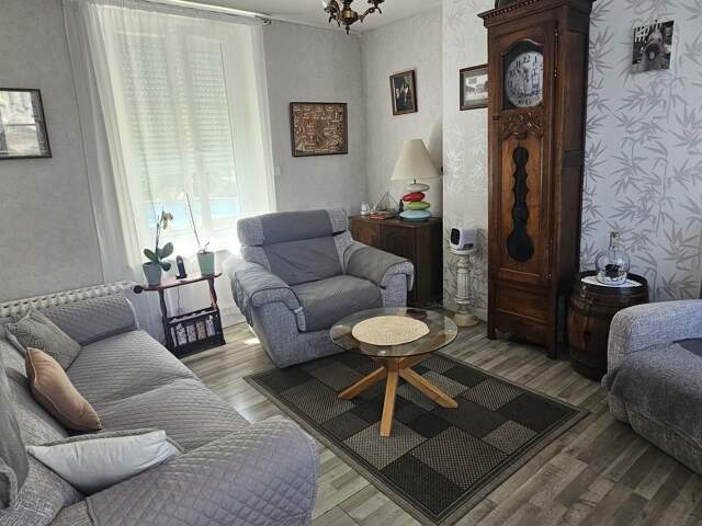 Vente Maison de ville 8 pièces — photo du bien