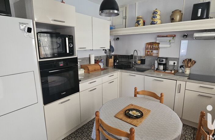 Vente Maison de ville 8 pièces — photo 2