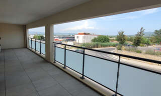 Appartement 1 Pièce 47 m² à louer à Trets (13530)