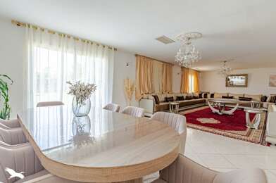 Maison 6 pièces 416960 €