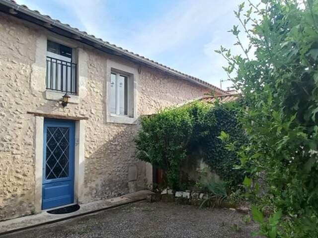 Maison de bourg de 4 pièces principales — photo du bien