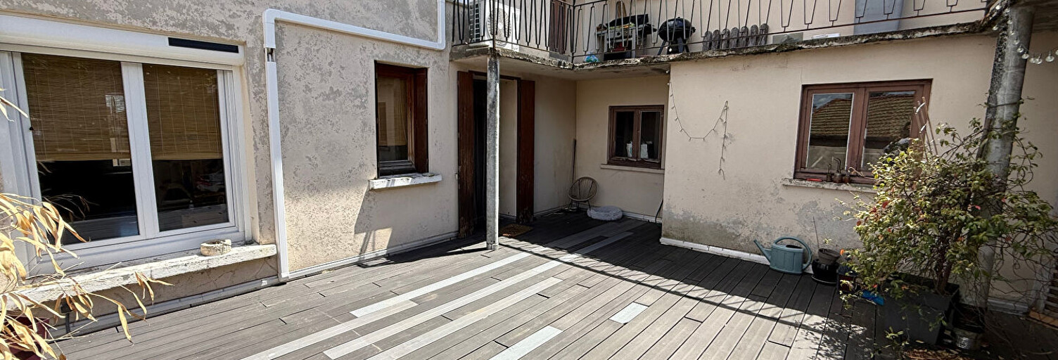 Maison 6 Pièces 122 m² à vendre à Ambierle (42820)