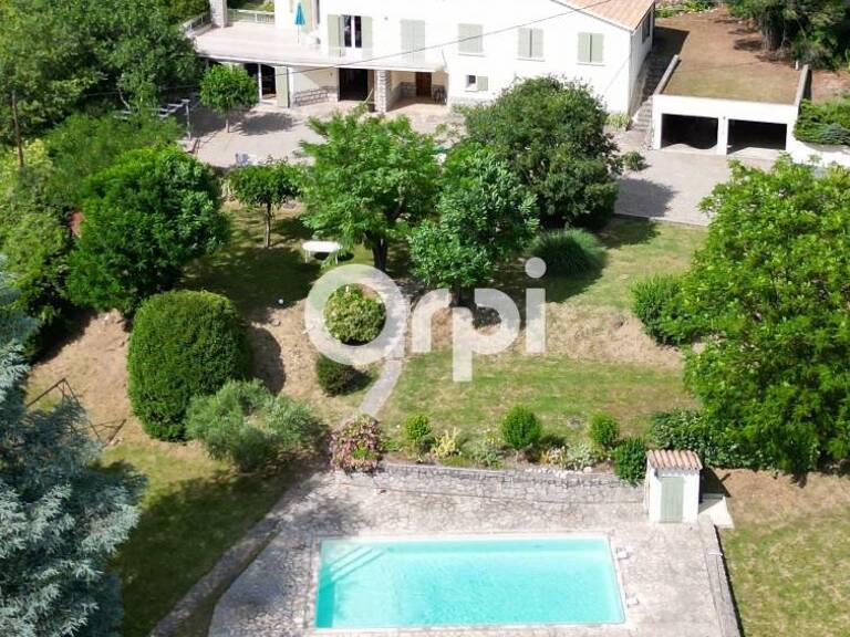 Grande villa familiale avec piscine, dépendance et potentiel locatif — photo 1