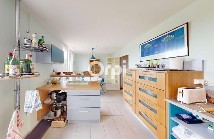 Grande villa familiale avec piscine, dépendance et potentiel locatif — photo 3
