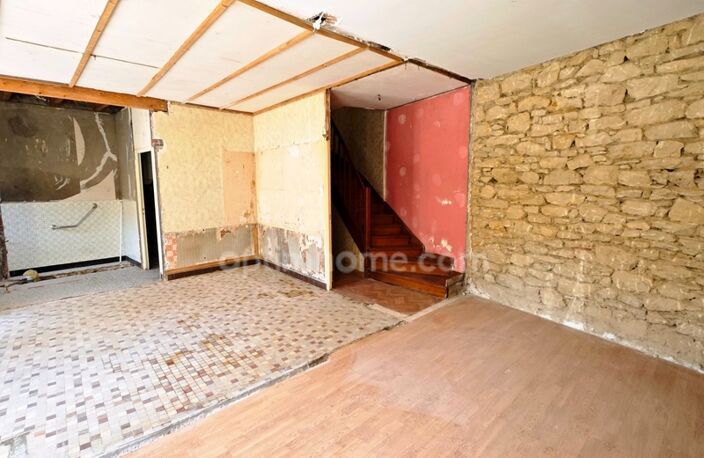 Maison de 83 m² à rénover avec terrain et garage à moins d'une heure de la frontière luxembourgeoise — photo 3