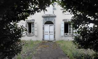 Maison 10 Pièces 200 m² à vendre à Saint-Paul-des-Landes (15250)