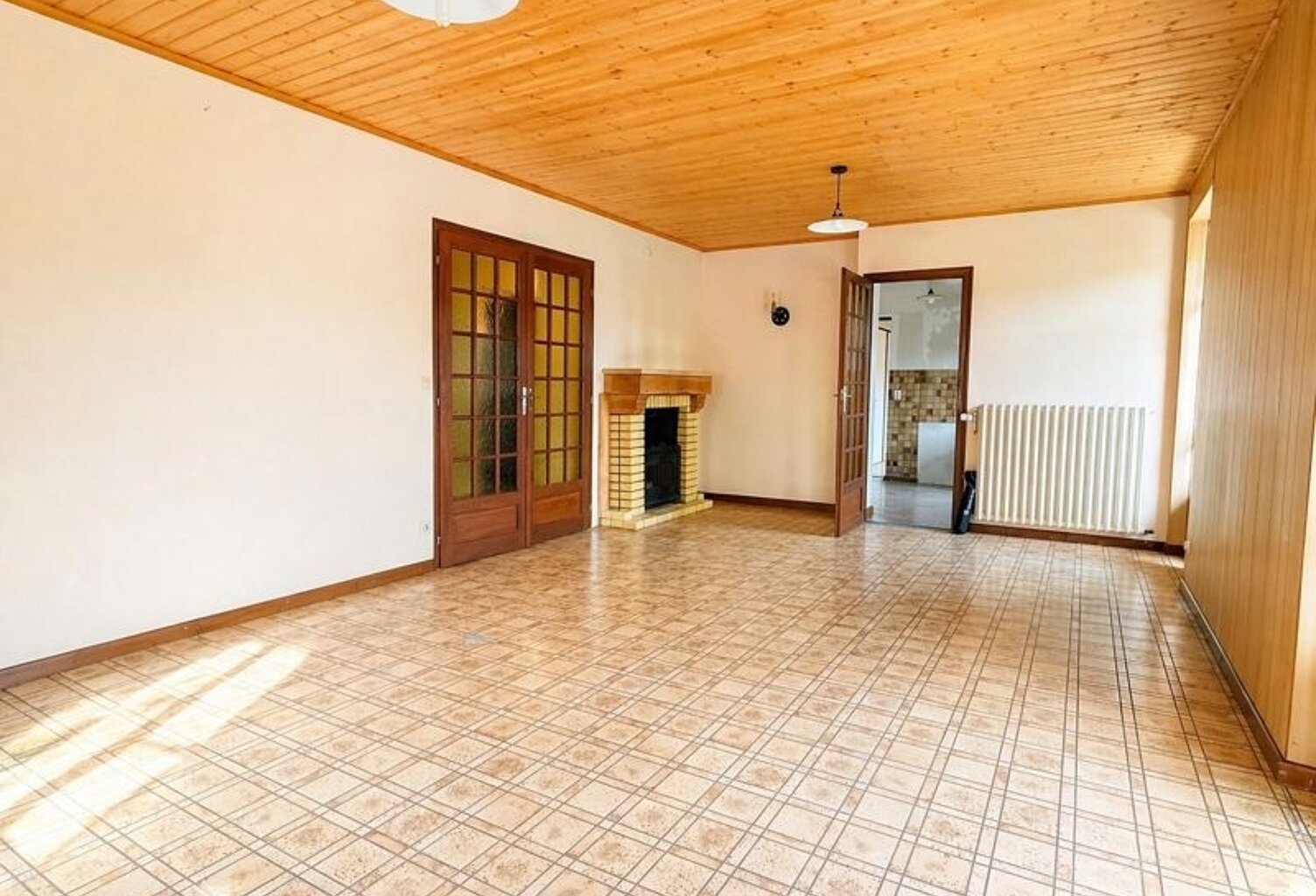 À vendre Thones Appartement 5 pièces à rénover plus plateau à aménager — photo 1