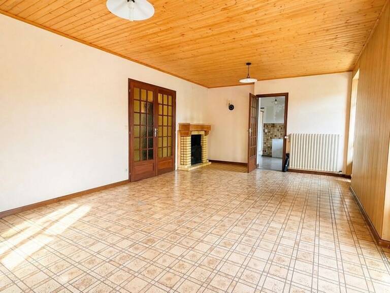 À vendre Thones Appartement 5 pièces à rénover plus plateau à aménager — photo 1