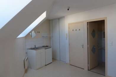 Appartement 1 pièces 360 €