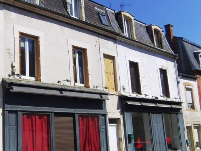 IMMEUBLE DE RAPPORT 2410 €/MOIS - COMMERCE & HABITATION 420 M2 — photo du bien