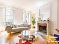 Charme Haussmannien & Luminosité Absolue - 4 pièces traversant 91,5 m² - Quartier Saint Augustin - 75008 Paris — photo 2