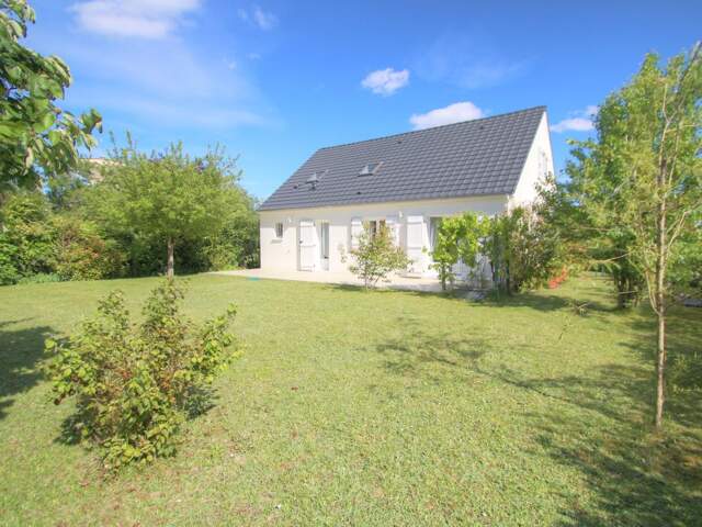 Maison À Vendre — photo du bien