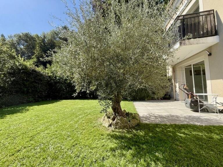 Appartement À Vendre — photo 1