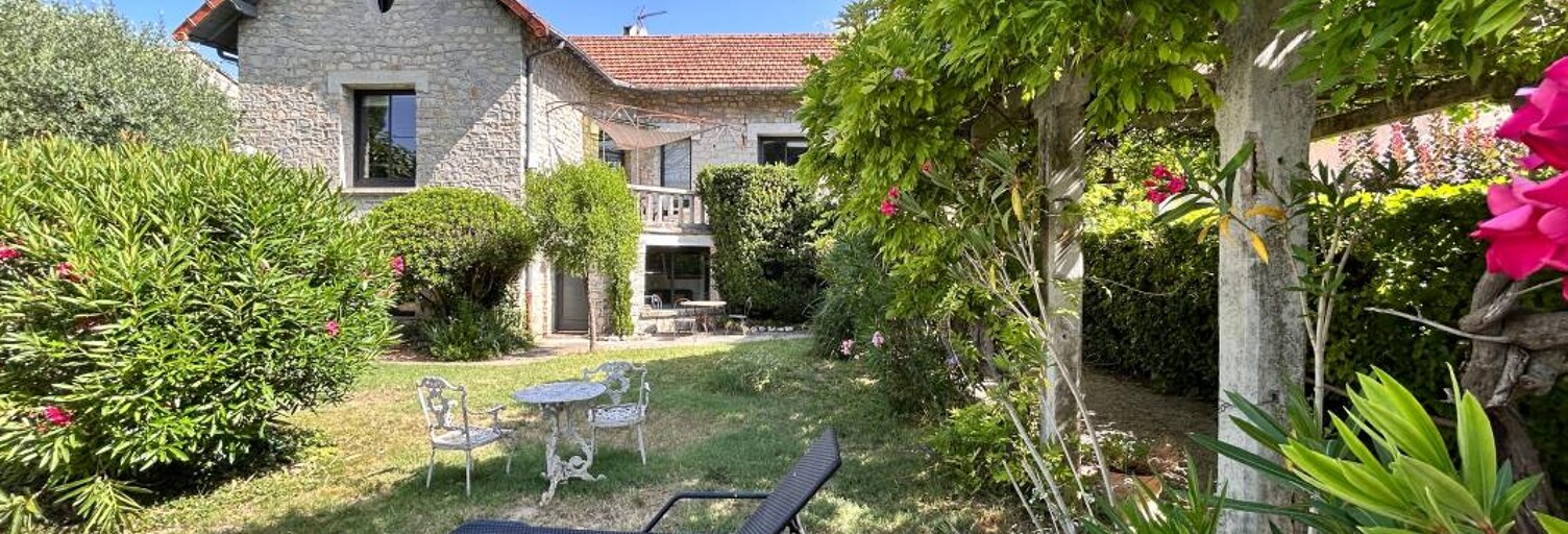 Maison 7 Pièces 200 m² à vendre à Vaison-la-Romaine (84110)