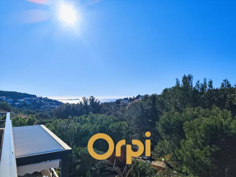 BANDOL EXCLUSIVITÉ - DUPLEX D’EXCEPTION – VUE MER – TERRASSES — photo 1