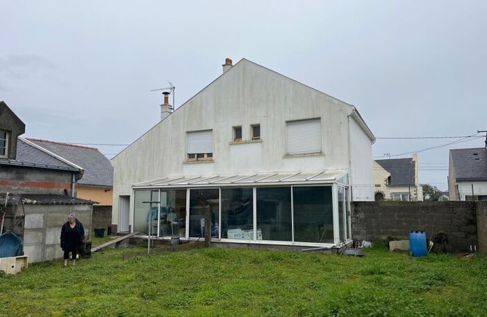 Maison à rénover, fort potentiel maison de près de 180m² + hangar de 52m² au sol — photo 2