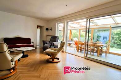 Maison 7 pièces 300000 €