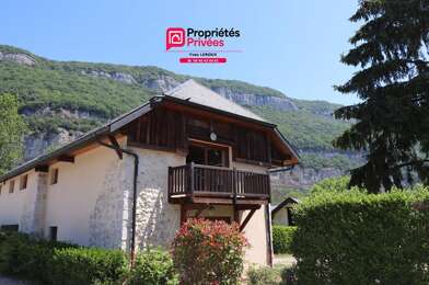 Appartement 4 pièces 280000 €
