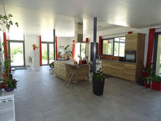 Maison Sainte Orse 4 pièce(s) 195 m2 — photo du bien