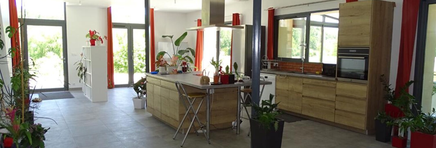 Maison 4 Pièces 195 m² à vendre à Sainte-Orse (24210)