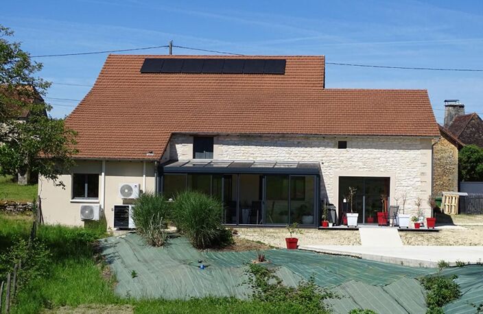 Maison Sainte Orse 4 pièce(s) 195 m2 — photo 2