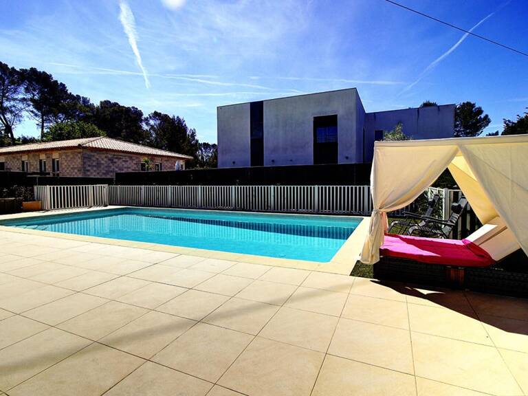 Co-Exclusivité - Mougins Saint-Basile - Appartement-villa 4 pièces de 106 m² avec accès direct à la piscine — photo 1