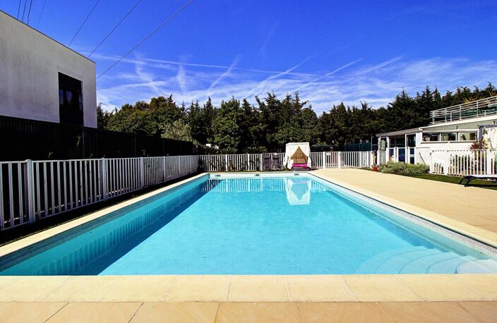 Co-Exclusivité - Mougins Saint-Basile - Appartement-villa 4 pièces de 106 m² avec accès direct à la piscine — photo 2