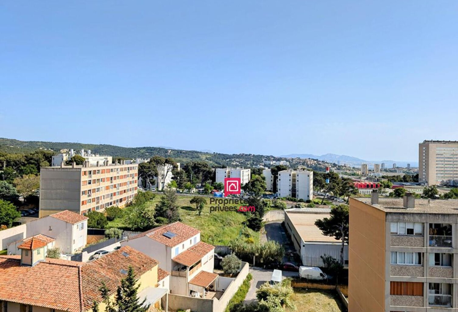 Appartement 4 pièces Résidence La Granière 13015 Marseille — photo 1
