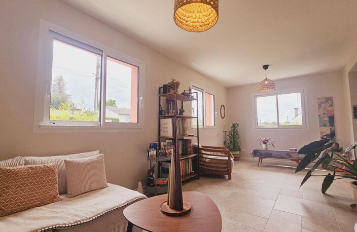BOURGES MAISON 98.4M² + APPARTEMENT INDEPENDANT 44.4M² PISCINE JARDIN GARAGE — photo 4