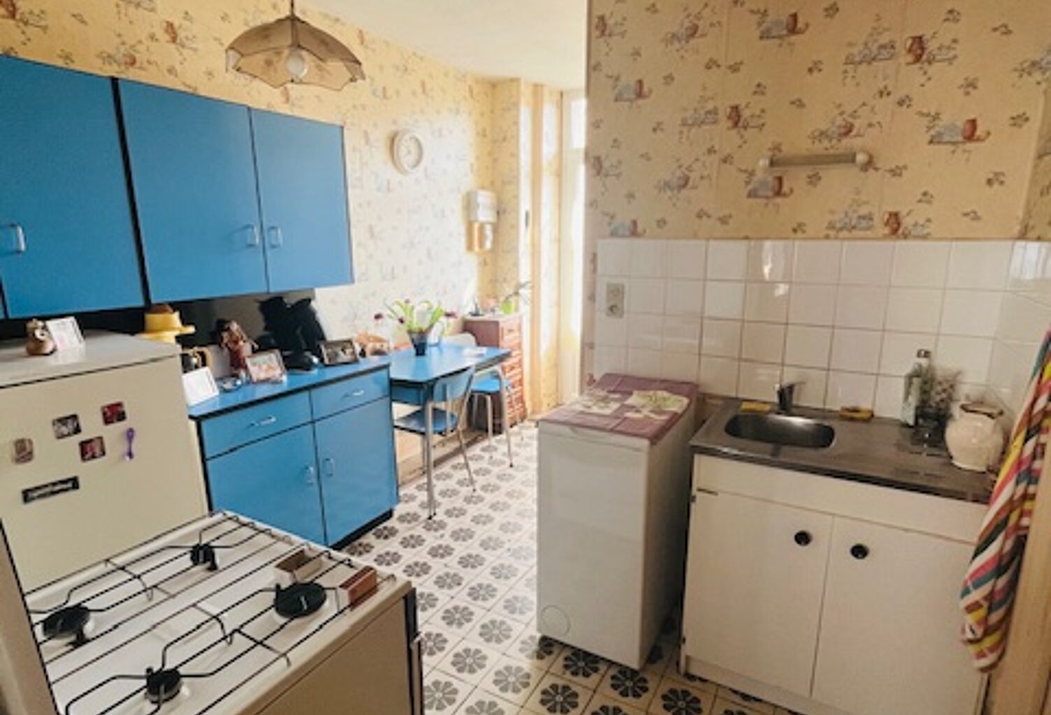 A VENDRE POUR INVESTISSEUR ROANNE  42300 — photo 1