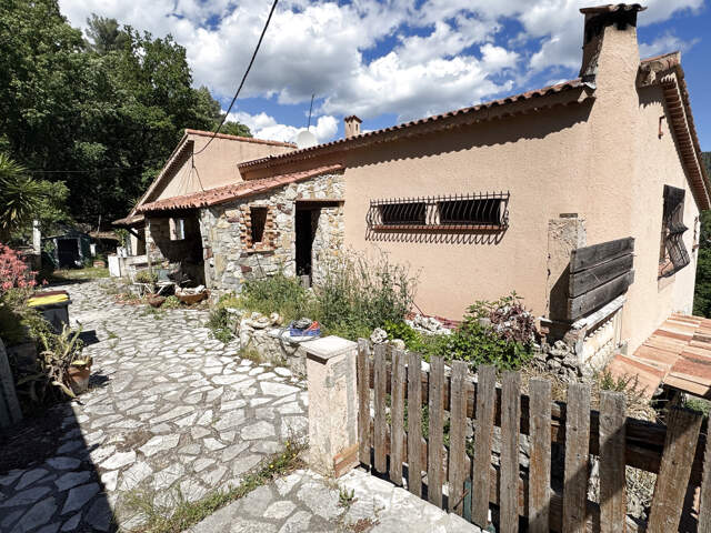 Bar sur loup, villa individuelle comprenant deux grands appa — photo du bien