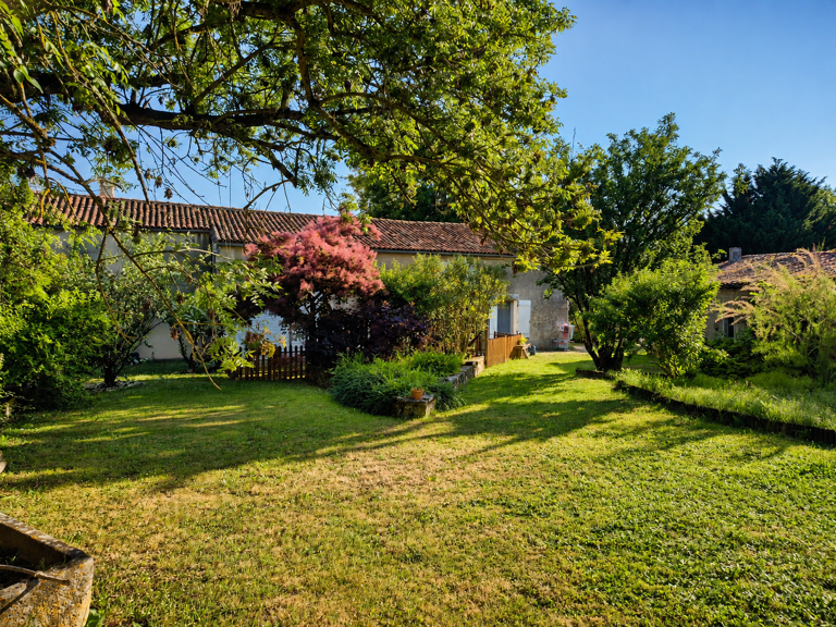 Charmante maison en pierre au calme à la campagne — photo 1