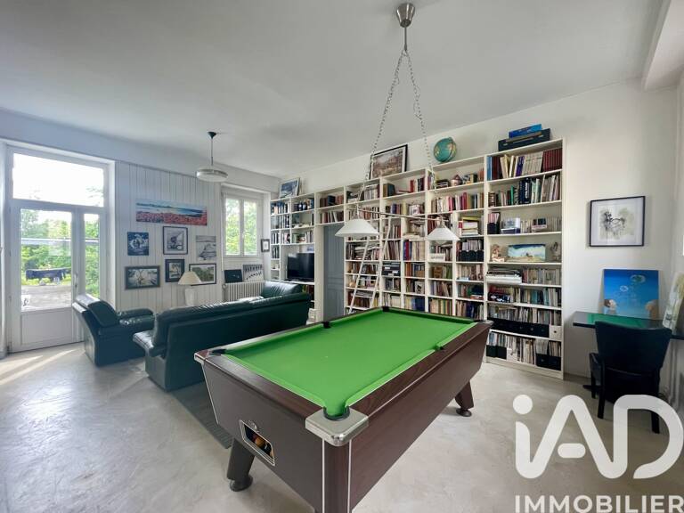 Vente Maison/villa 8 pièces — photo 1