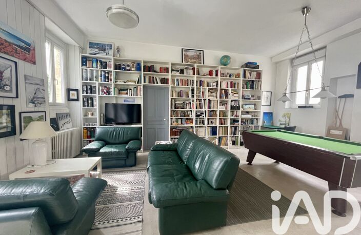 Vente Maison/villa 8 pièces — photo 2